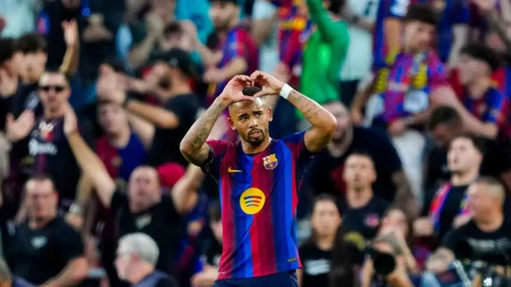 Gabriel Jesus marca, Barcelona atropela Getafe e vence a 8ª seguida em LALIGA
