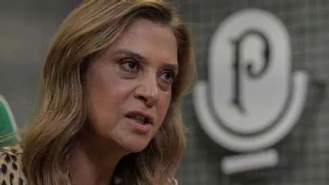 Política do Palmeiras: votação para suspensão de conselheiro tem silêncio de Leila após 'barraco' no clube