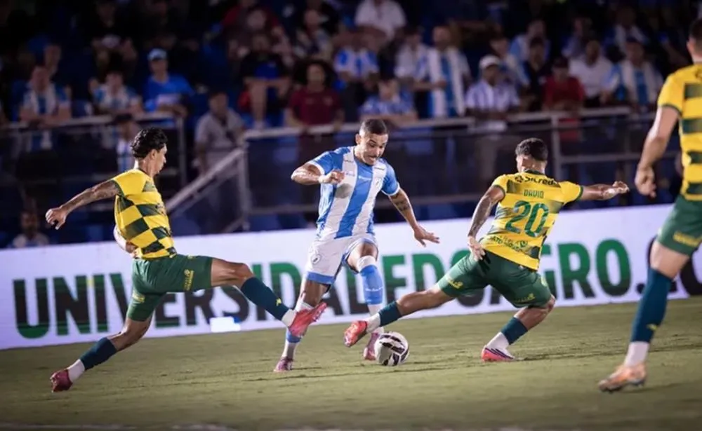 Londrina vence o Cuiabá e adia rebaixamento para Série C
