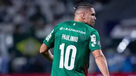 Vitor Roque de volta contra o Santos? Sosa tem lesão? E o Paulinho? Palmeiras tem 'problemão' antes de clássico e decisão na Copa do Brasil