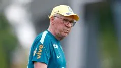 Escalação da Seleção Brasileira: Ancelotti indica preferido para vaga de Raphinha e não deve poupar pendurados contra Escócia