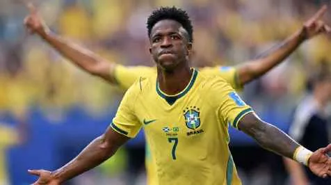 Vinicius Jr. supera Copa passada em participações em gols e deixa até Romário e Ronaldinho para trás