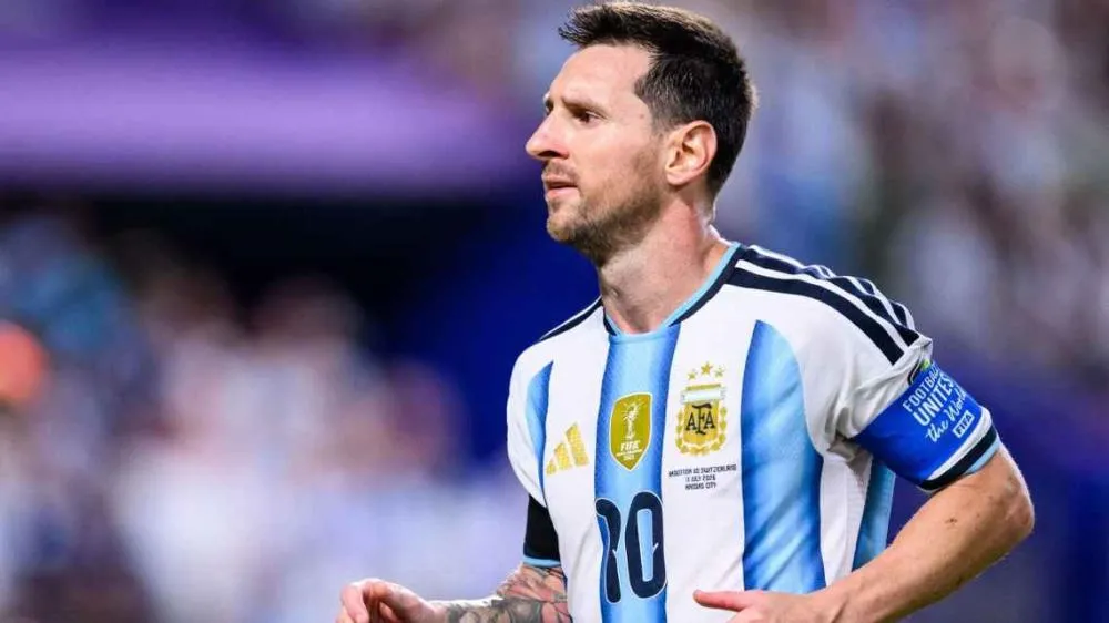  Messi admite que semi da Copa contra Inglaterra é 'especial' e valoriza novo feito da Argentina: 'Não é normal'