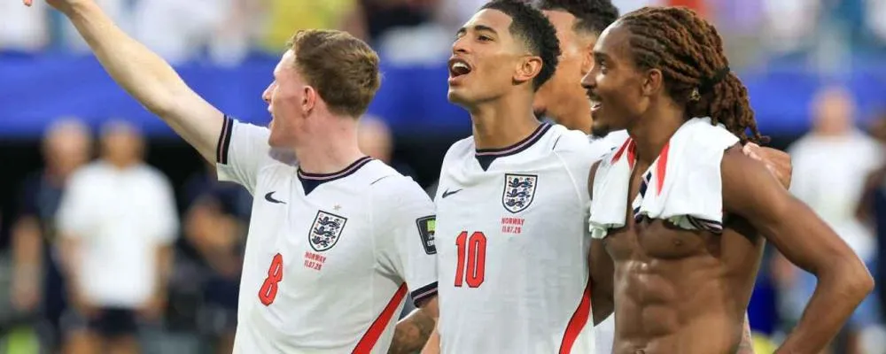 Ibrahimovic detona estrela da seleção inglesa após classificação: 'Não fez absolutamente nada'