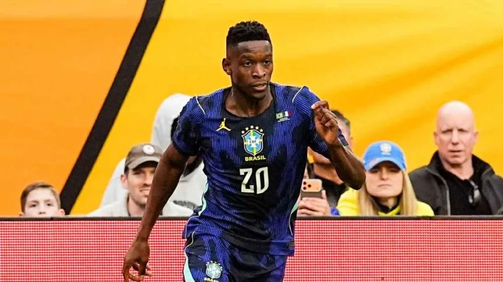 Bap trava negociação, e Flamengo fica distante da compra de Luiz Henrique