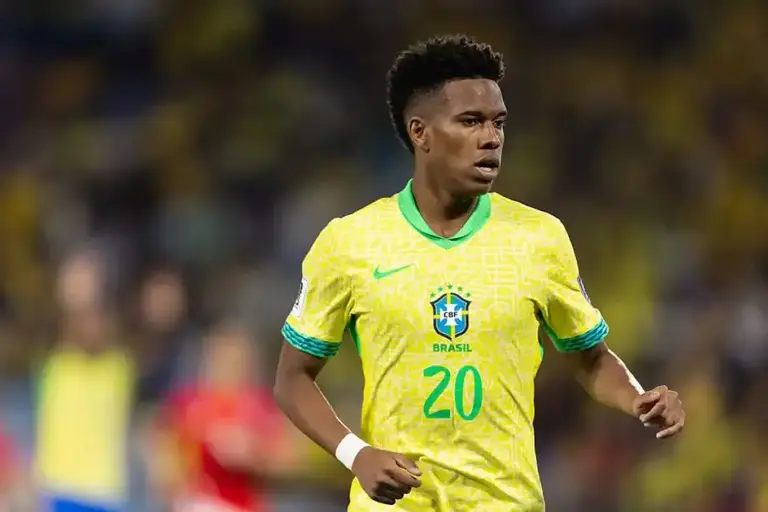 FIFA revela 10 jogadores que podem representar o Brasil na Copa de 2030