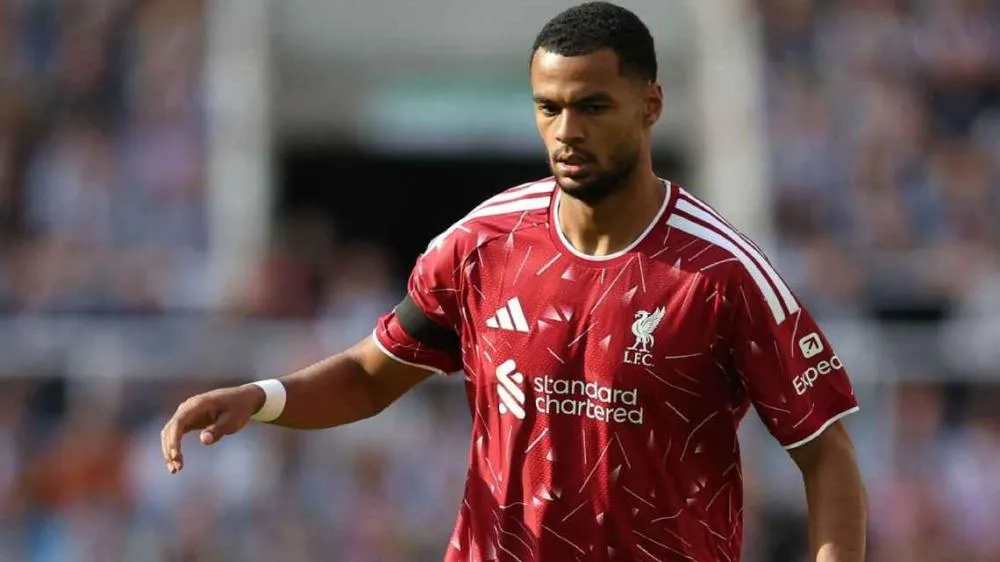 Gakpo durante jogo entre Liverpool e Newcastle, pela Premier League EFE/EPA/ADAM VAUGHAN