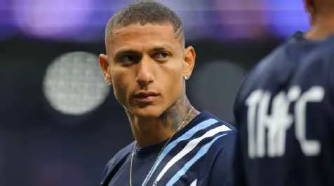 Richarlison durante jogo entre Tottenham e Charlton, pela Copa da Liga Shaun Brooks/CameraSport via Getty Images