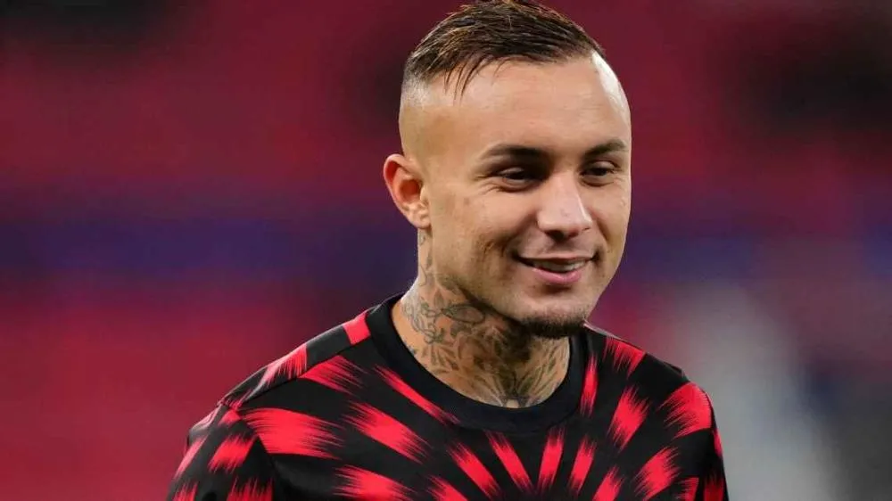 Santos anuncia Everton Cebolinha, ex-Flamengo, e Mattos explica contrato curto por só 4 meses