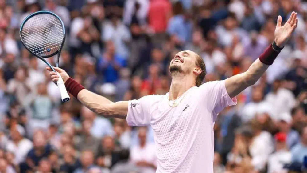 Zverev fatura quase R$ 30 milhões com título do US Open e vira 4º tenista que mais ganhou dinheiro na história