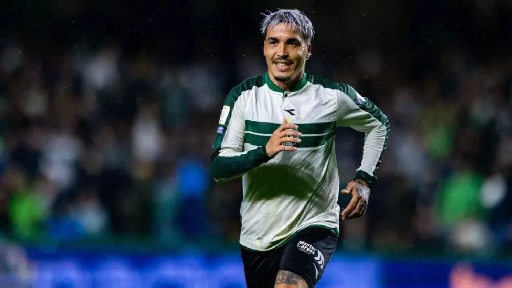 Líder de assistências do Brasileirão foi formado por Luís Castro e tinha castigo disciplinar inusitado: ser emprestado a outros times