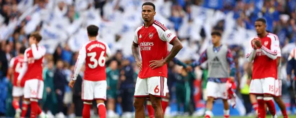 'Marcado na história', 'massacre' e 'tarde desastrosa': imprensa inglesa detona Arsenal após atropelo do Brighton na Premier League