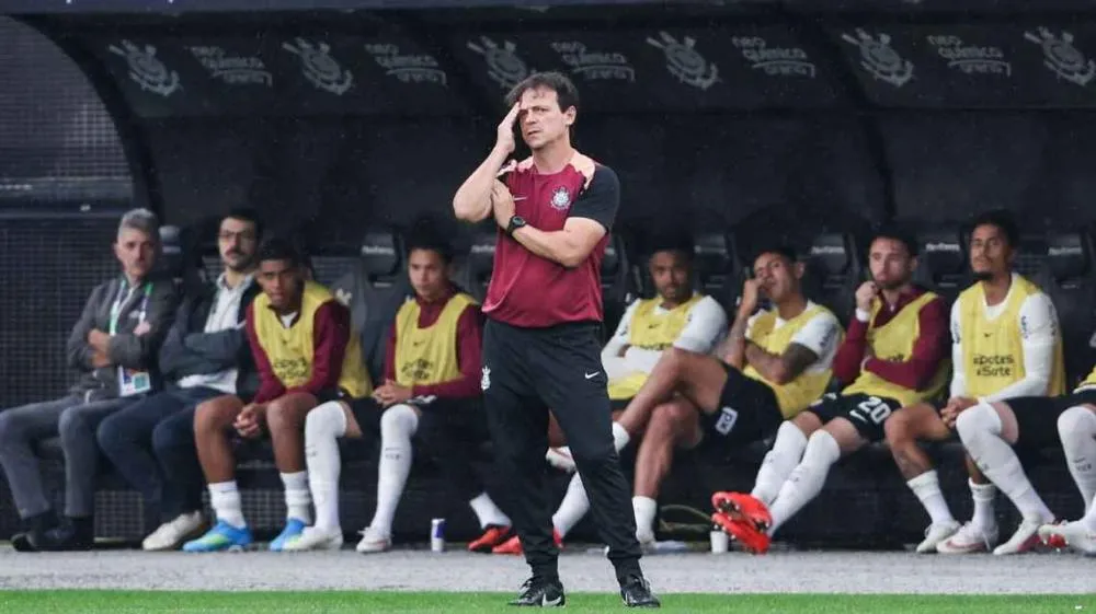 Corinthians foi derrotado pelo Fluminense neste domingo (20) Getty Images