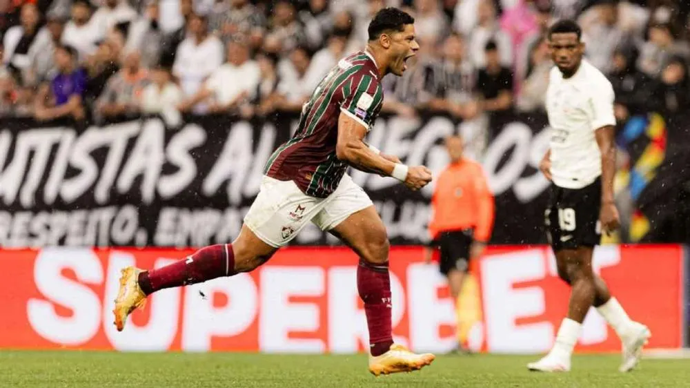 Hulk comemora após marcar para o Fluminense sobre o Corinthians MARINA GARCIA/FLUMINENSE FC