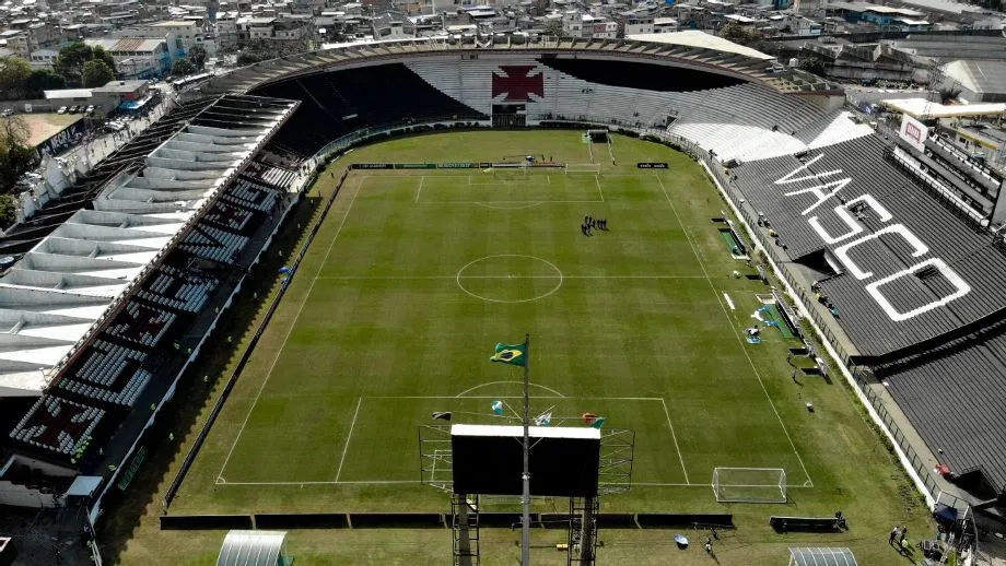 Vasco prepara plano especial por São Januário, e reunião nesta quarta pode definir local do jogo contra o Boca Juniors