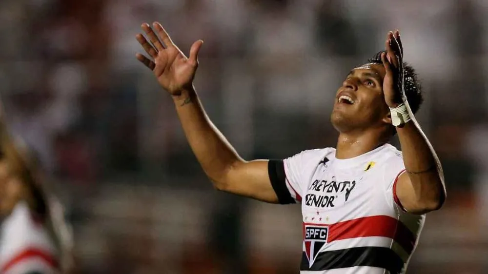 'Peguei um momento complicado': artilheiro da Série B lamenta poucas oportunidades em passagem pelo São Paulo