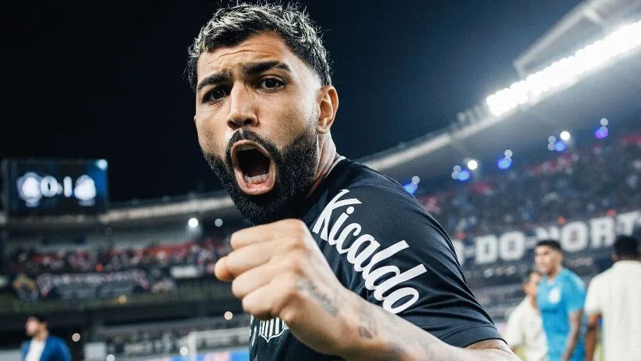 OPINIÃO: Gabigol decide jogo grande, faz gols, serve companheiros e lidera time, tudo o que o santista esperava de Neymar